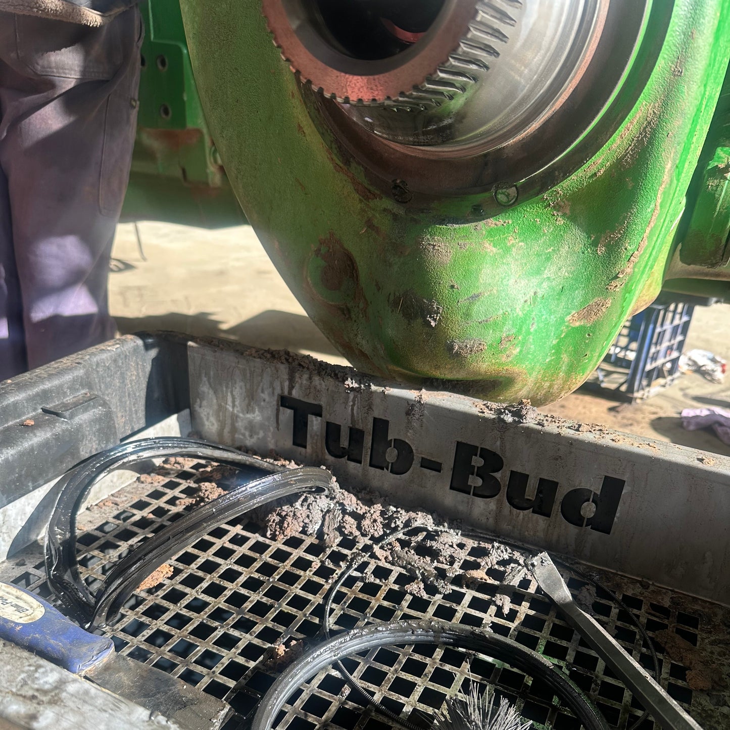 Tub-Bud